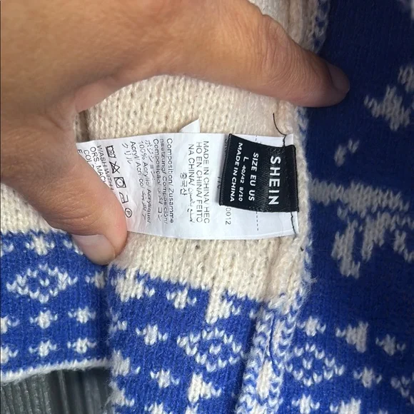 SHEIN Cream and Blue Patterned Knit Jacket - Picture 2 of 4